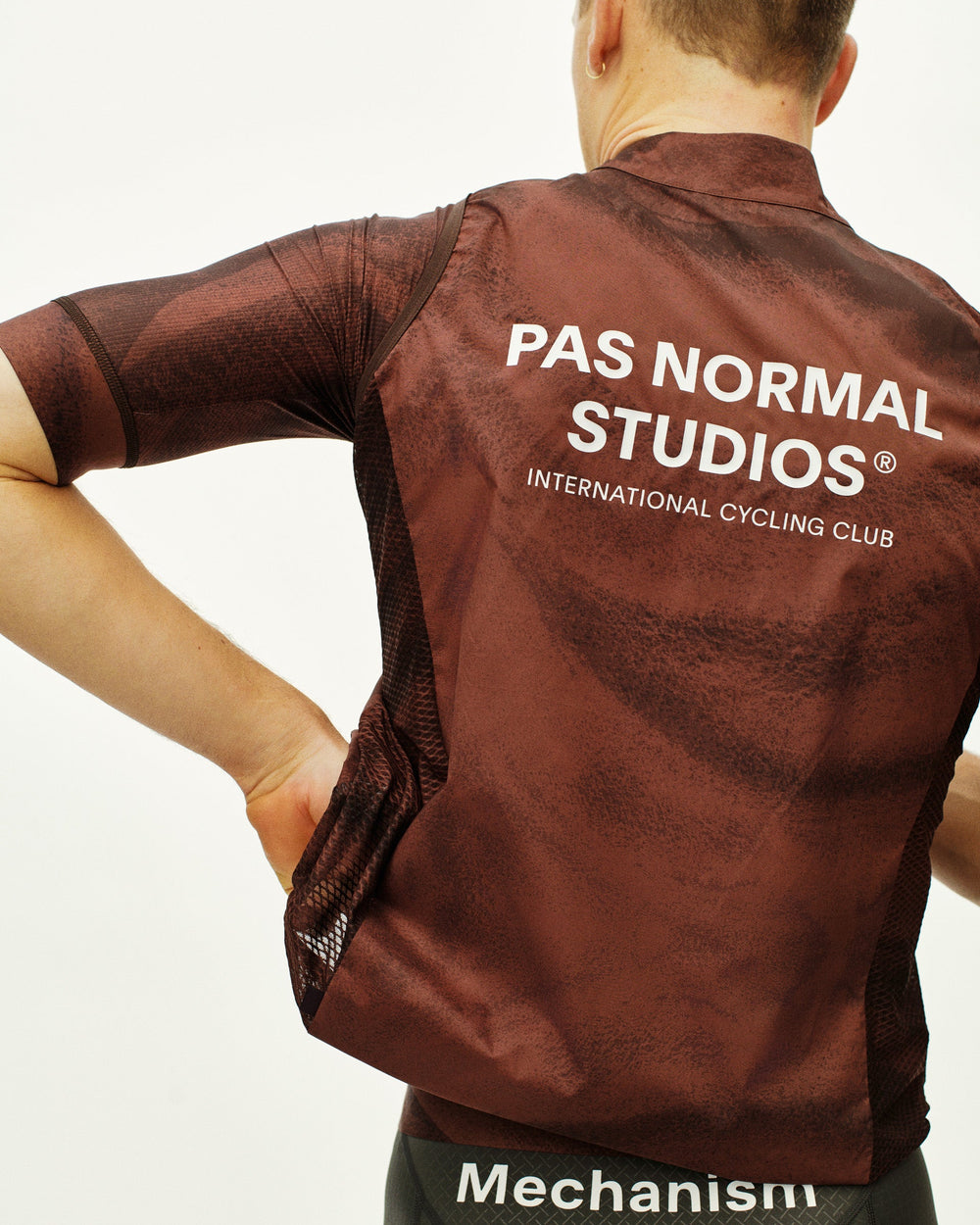 Mechanism Stow Away Gilet